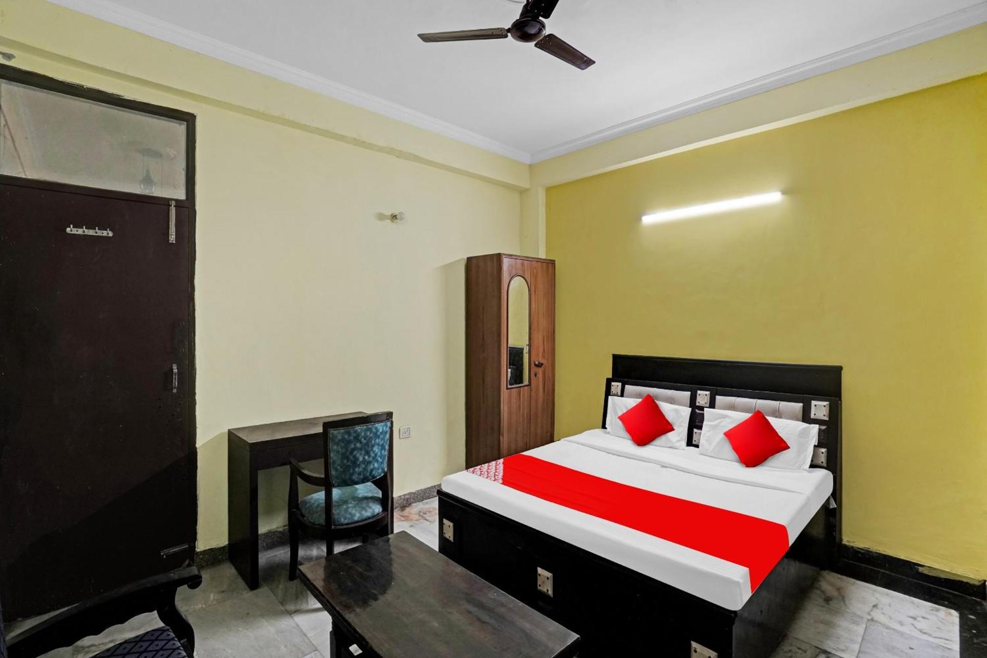 Hotel O Park View Noida Exteriör bild
