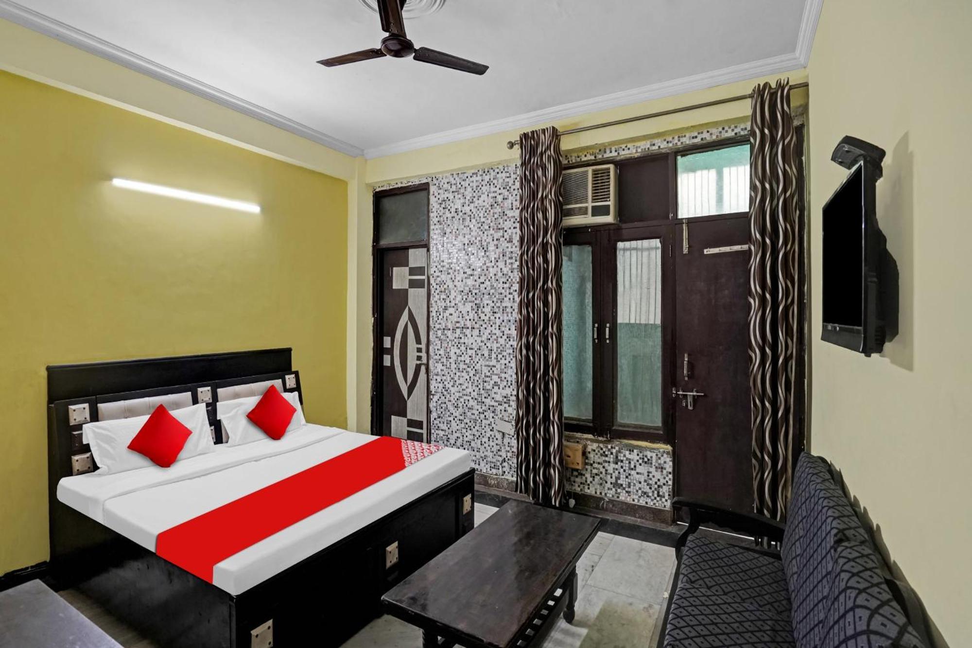 Hotel O Park View Noida Exteriör bild