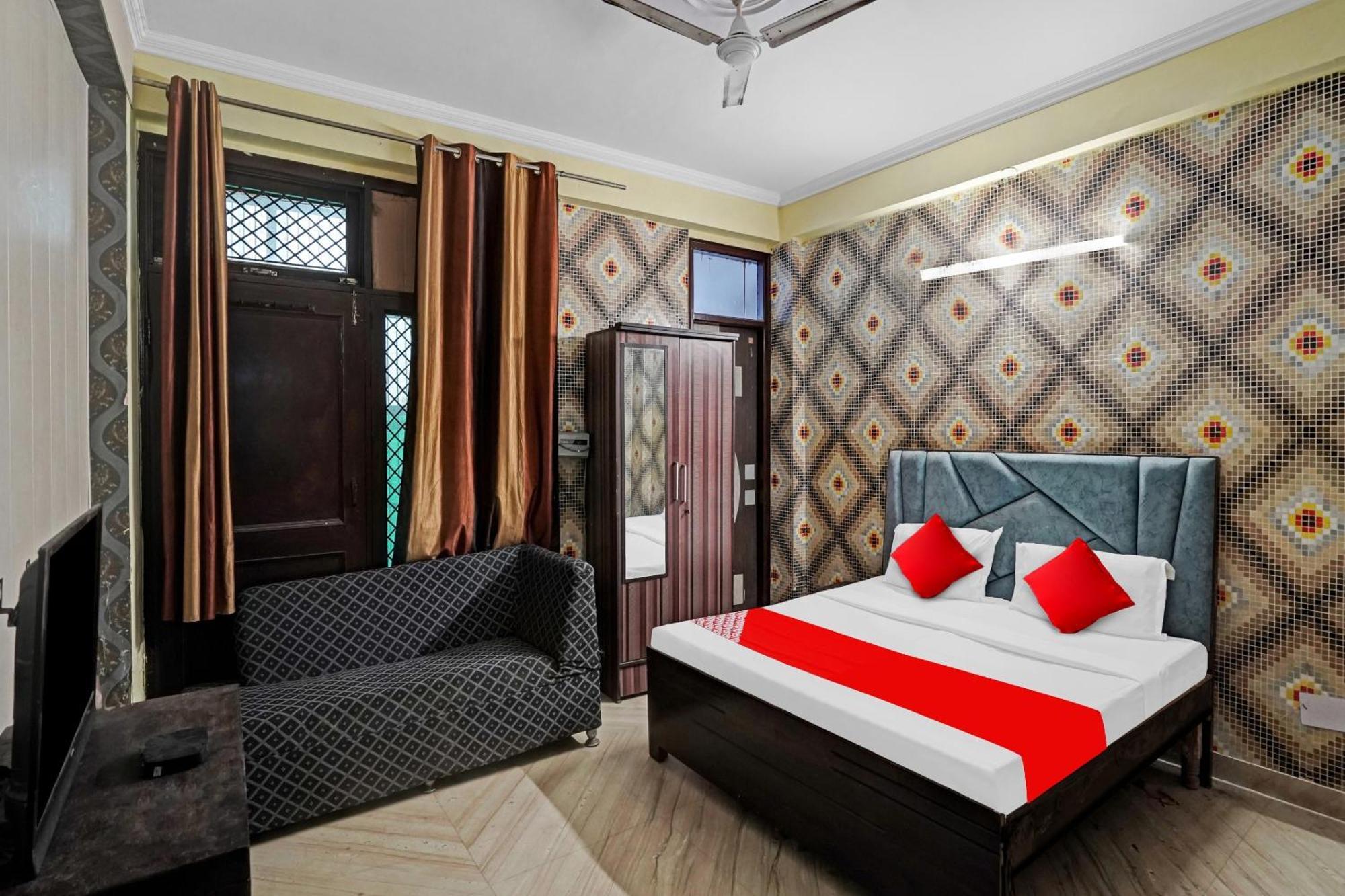 Hotel O Park View Noida Exteriör bild