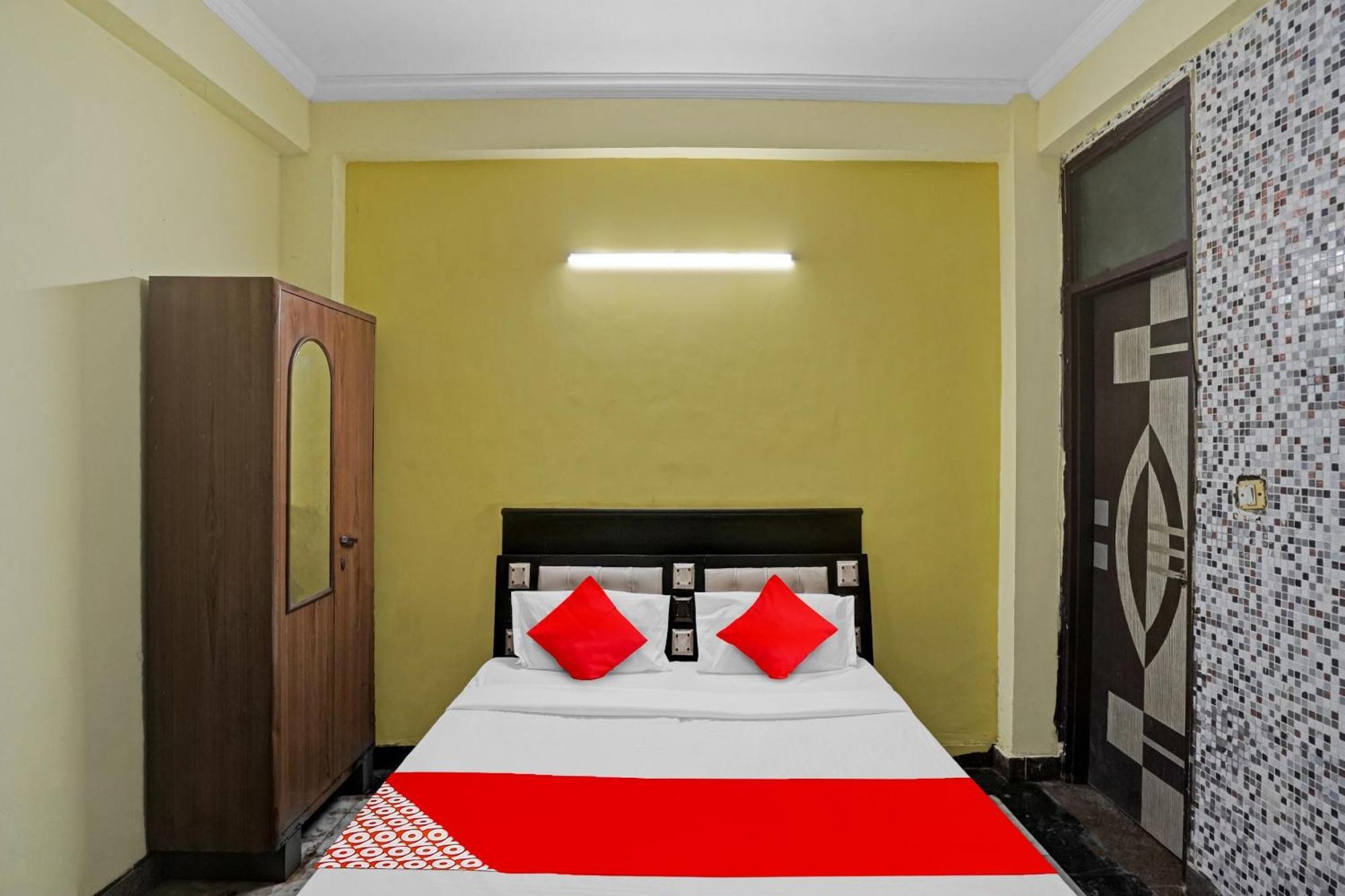Hotel O Park View Noida Exteriör bild